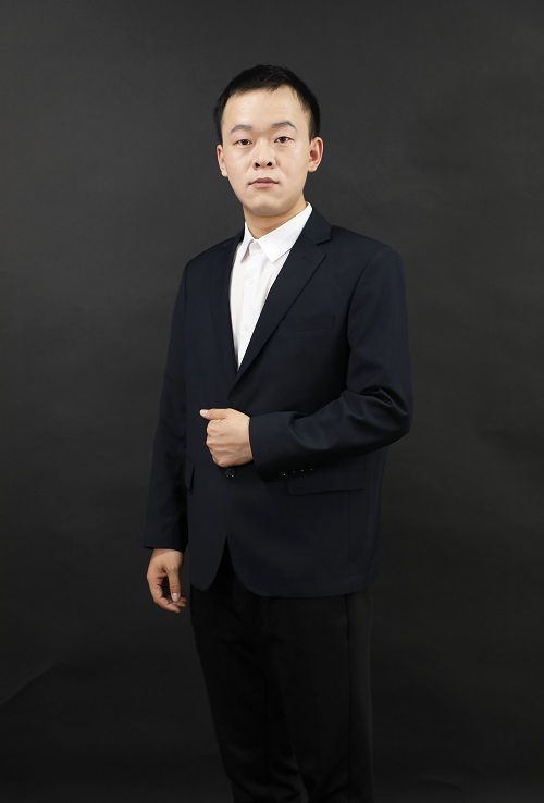 梁占军